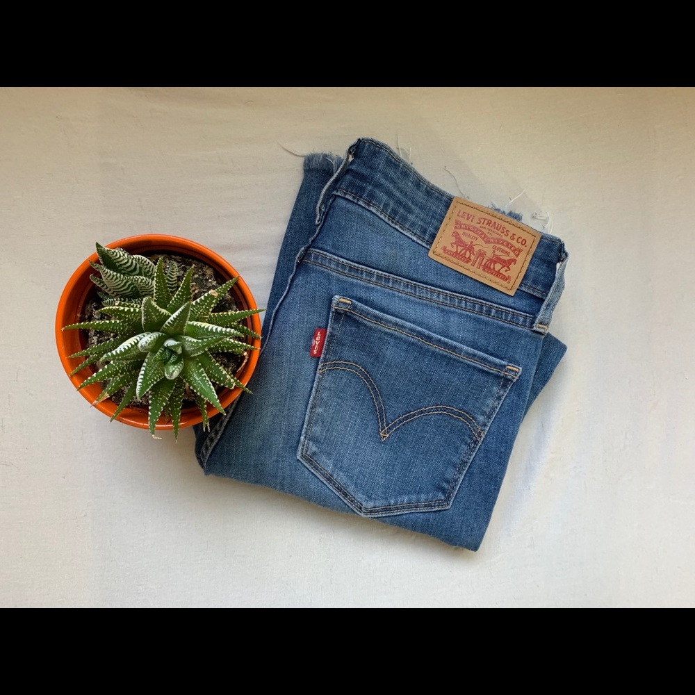 Levi 712 crop jeans